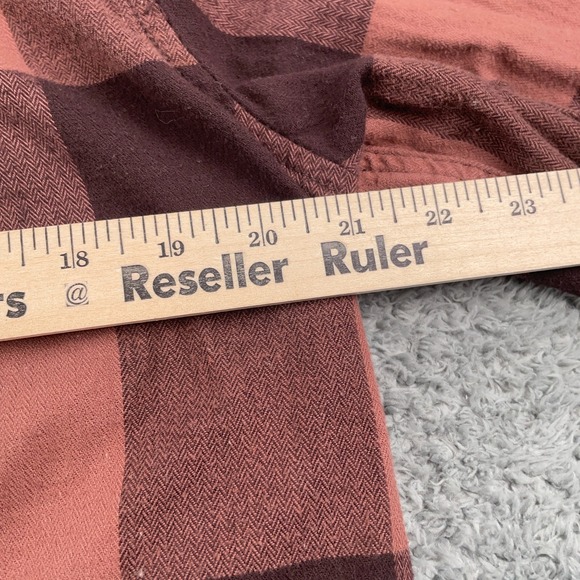 Carhartt Shirt Womens Small Red Plaid Flannel Loose Fit Workwear Rugged Flex - Picture 7 of 11